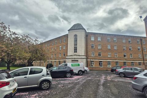 Studio for sale, Montgomery House, Demesne Road, Manchester M16