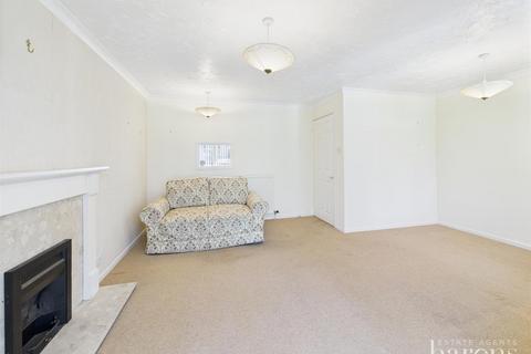 2 Hereford Close, Odiham, Hook, RG29 1PF
