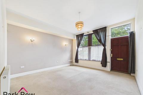 3 bedroom terraced house for sale, High Street, South Milford, Leeds