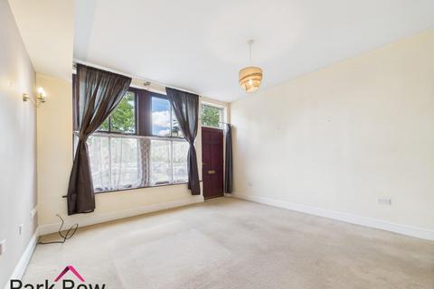 3 bedroom terraced house for sale, High Street, South Milford, Leeds