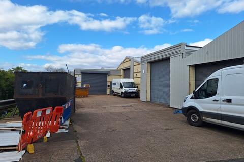 Distribution warehouse to rent, Wharfside Business Ardath Road Kings Norton Road Birmingham B38 9PN