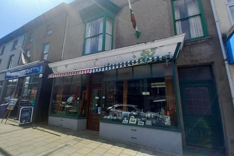 High Street, Porthmadog
