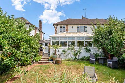 63 Timbercroft, Epsom, KT19 0TH