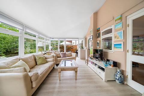63 Timbercroft, Epsom, KT19 0TH