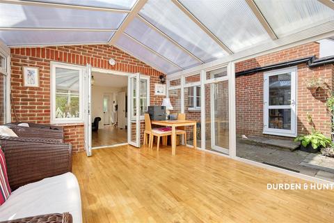 undefined, St. Nicholas Place, Loughton, IG10