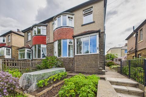 Wrose Road, Wrose