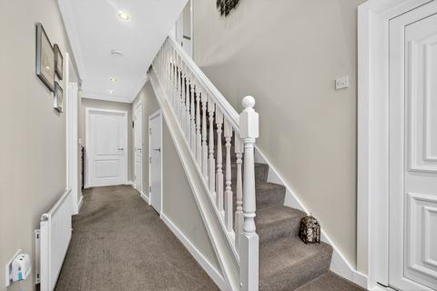 37 Carrick Drive, Irvine, KA12 8SA