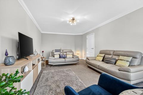 37 Carrick Drive, Irvine, KA12 8SA