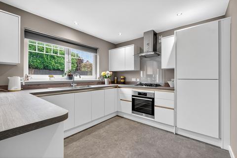 37 Carrick Drive, Irvine, KA12 8SA