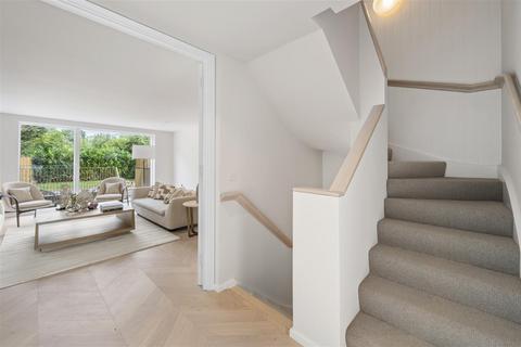4 bedroom semi-detached house for sale, Coombe Lane, Wimbledon