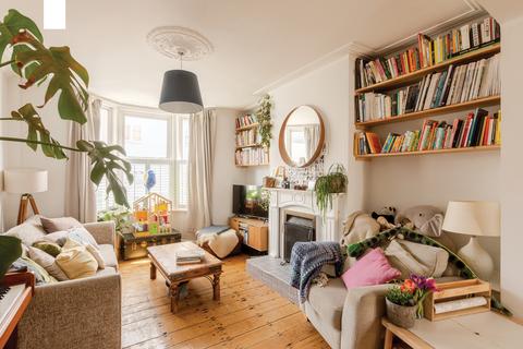 2 bedroom terraced house for sale, Bristol BS7