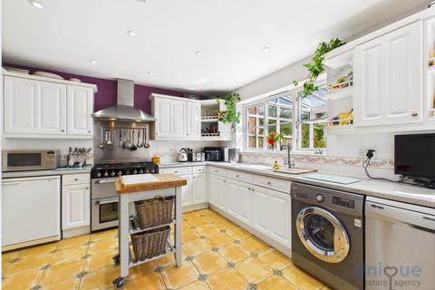 5 bedroom detached house for sale, Fennel Close, Bispham, Blackpool, FY2