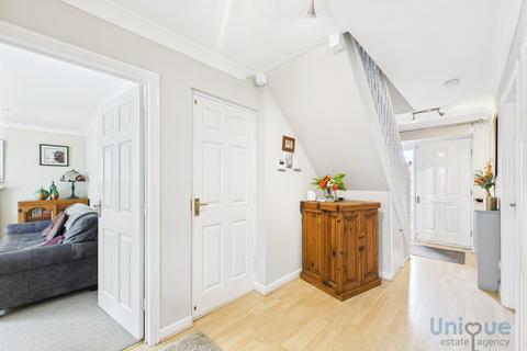 7 Fennel Close, Blackpool, FY2 0WA