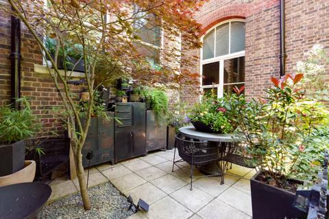 2 bedroom ground floor flat for sale, Old College House, Richmond Terrace, Brighton