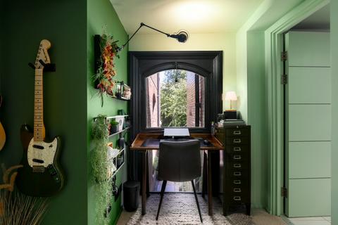 2 bedroom ground floor flat for sale, Old College House, Richmond Terrace, Brighton