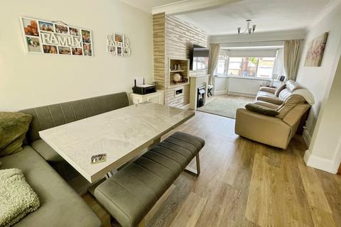 3 bedroom semi-detached house for sale, Holmesfield Road, Birmingham, B42