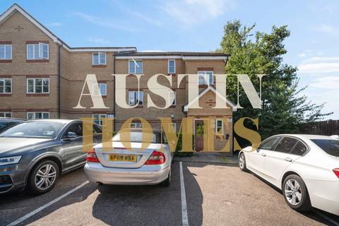 2 bedroom flat for sale, Pickard Close, Coltswood Court, N14