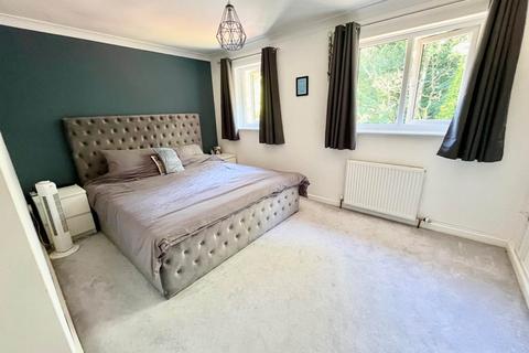 7 Croppins Close, Buckfastleigh, TQ11 0EY