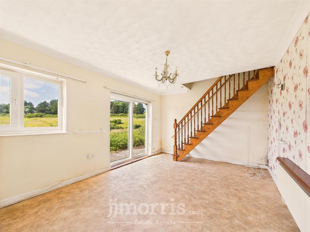 Dining/Sitting Room