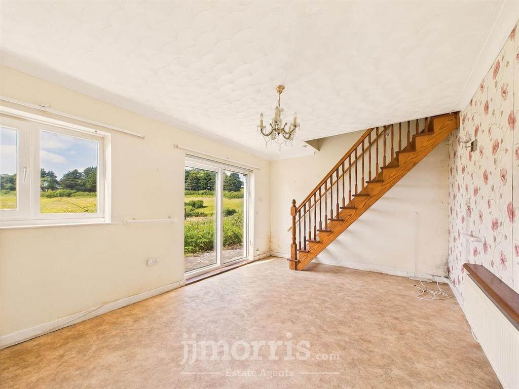 Dining/Sitting Room
