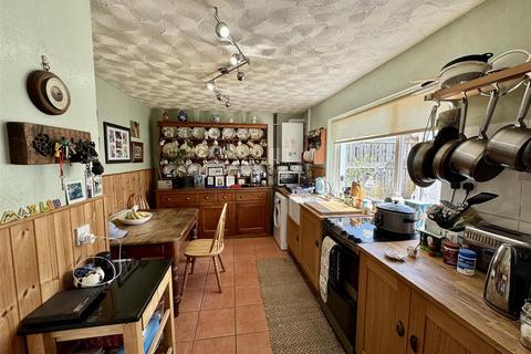 undefined, Riverway, Bonlwwyn, Ammanford