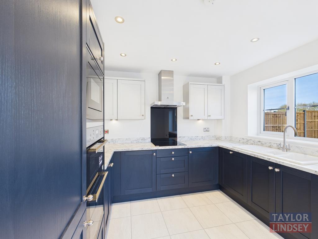 Kitchen  / DIner