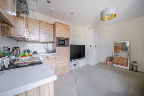 1 bedroom flat for sale, Southcliff Road, Inner Avenue, Southampton, Hampshire, SO14