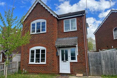 3 bedroom detached house for sale, Birchwood Avenue, Hatfield