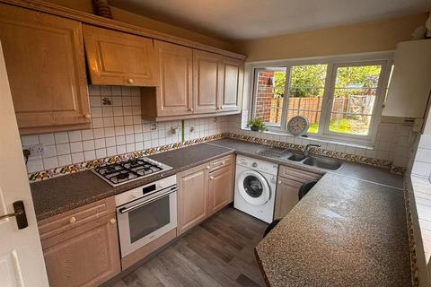 3 bedroom detached house for sale, Birchwood Avenue, Hatfield