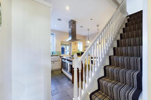 3 bedroom terraced house to rent, Hope Road, Edale