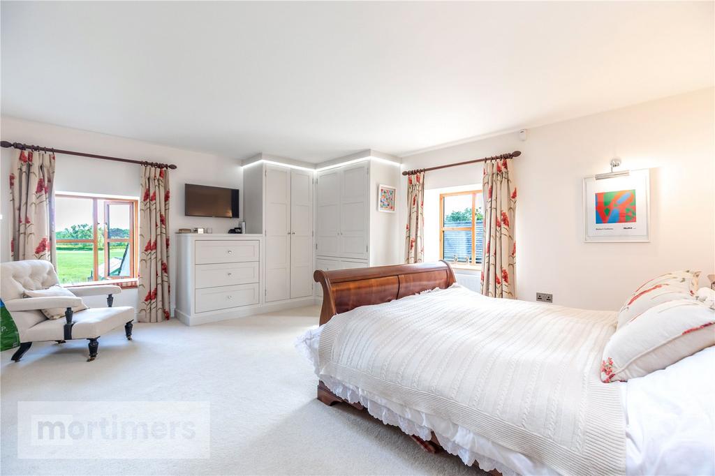 Main Bedroom