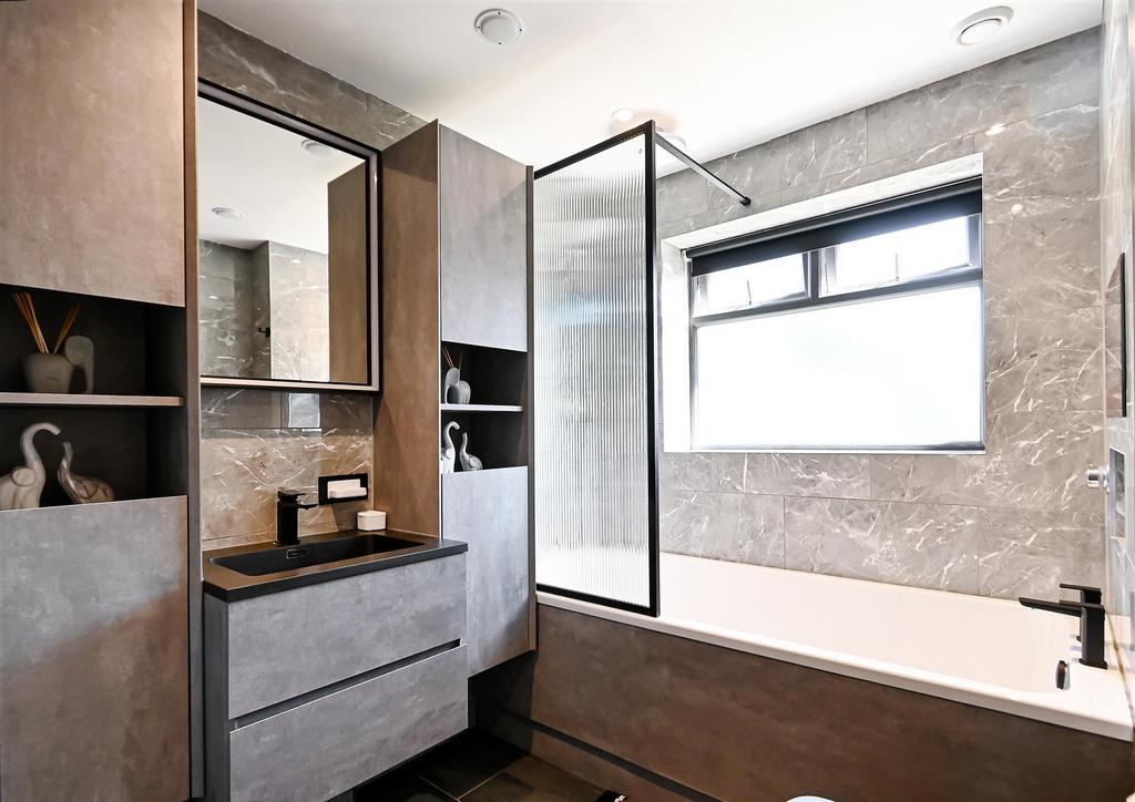 48 Hazelwells-15.jpg