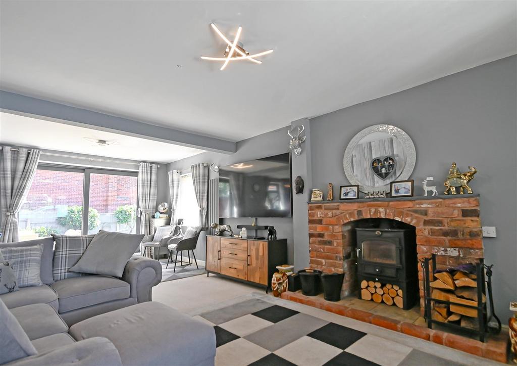 48 Hazelwells-07.jpg