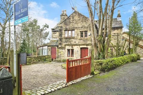 4 bedroom detached house for sale, Marsden Road, Lancashire BB10