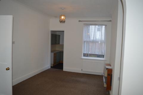 2 bedroom terraced house to rent, Victoria Gardens, Town Centre, NN1 1HJ