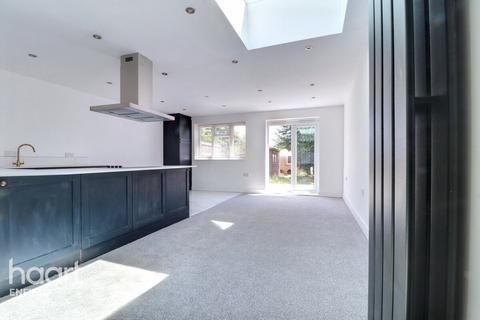 undefined, Great Cambridge Road, Enfield