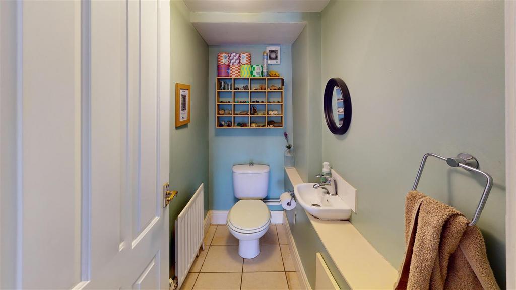 73a-Gargrave-Road-Bathroom 1.jpg