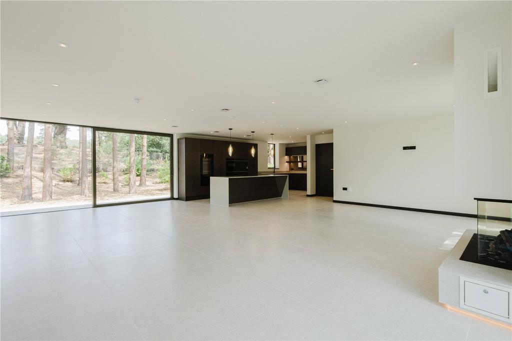 Open Plan Room