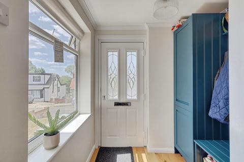 3 bedroom detached house for sale, Langford Crescent, Benfleet, SS7