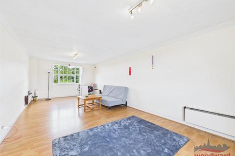 2 bedroom apartment for sale, Lower Road, Harrow