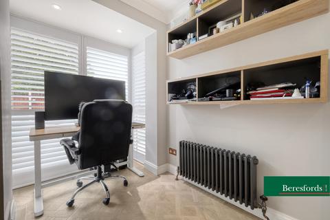 8 Halstead Way, Hutton, Brentwood, CM13 1YQ