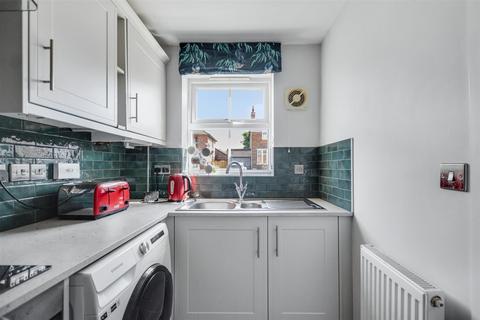 3 bedroom townhouse for sale, Hawthorne Avenue, Long Eaton