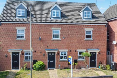3 bedroom townhouse for sale, Hawthorne Avenue, Long Eaton