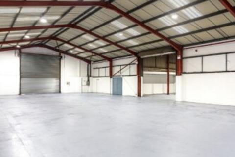 Industrial development to rent, 732 London Rd Grays RM20 3NL