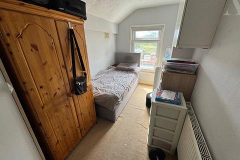 25 Cotterills Avenue, Birmingham, B8 3RU