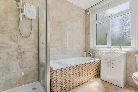 3 Westbury Road, London, SE20 7QL