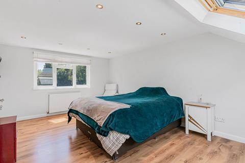 3 Westbury Road, London, SE20 7QL