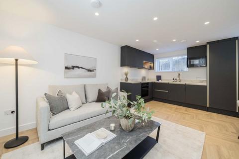 2 bedroom house for sale, Waldeck Road, London W4