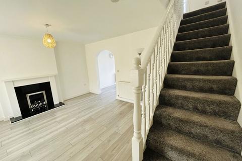 3 bedroom end of terrace house for sale, Malthouse Drive, Dudley DY1