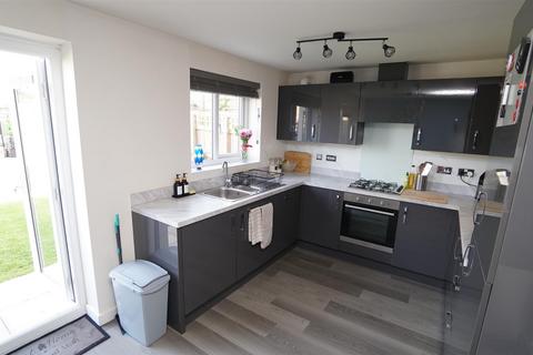 4 bedroom semi-detached house for sale, Fagley Rise, Eccleshill, Bradford